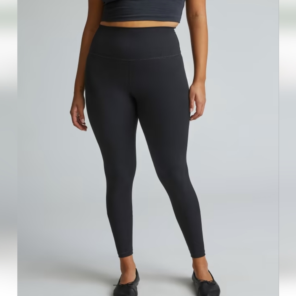 Everlane perform legging NWT